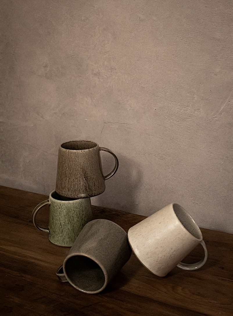 Ateleï Charcoal Speckled stoneware minimalist mug