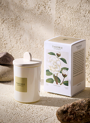 La bougie de soya parfum&eacute;e Cam&eacute;lia blanc