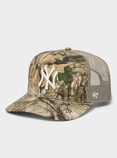 Yankees camouflage trucker cap