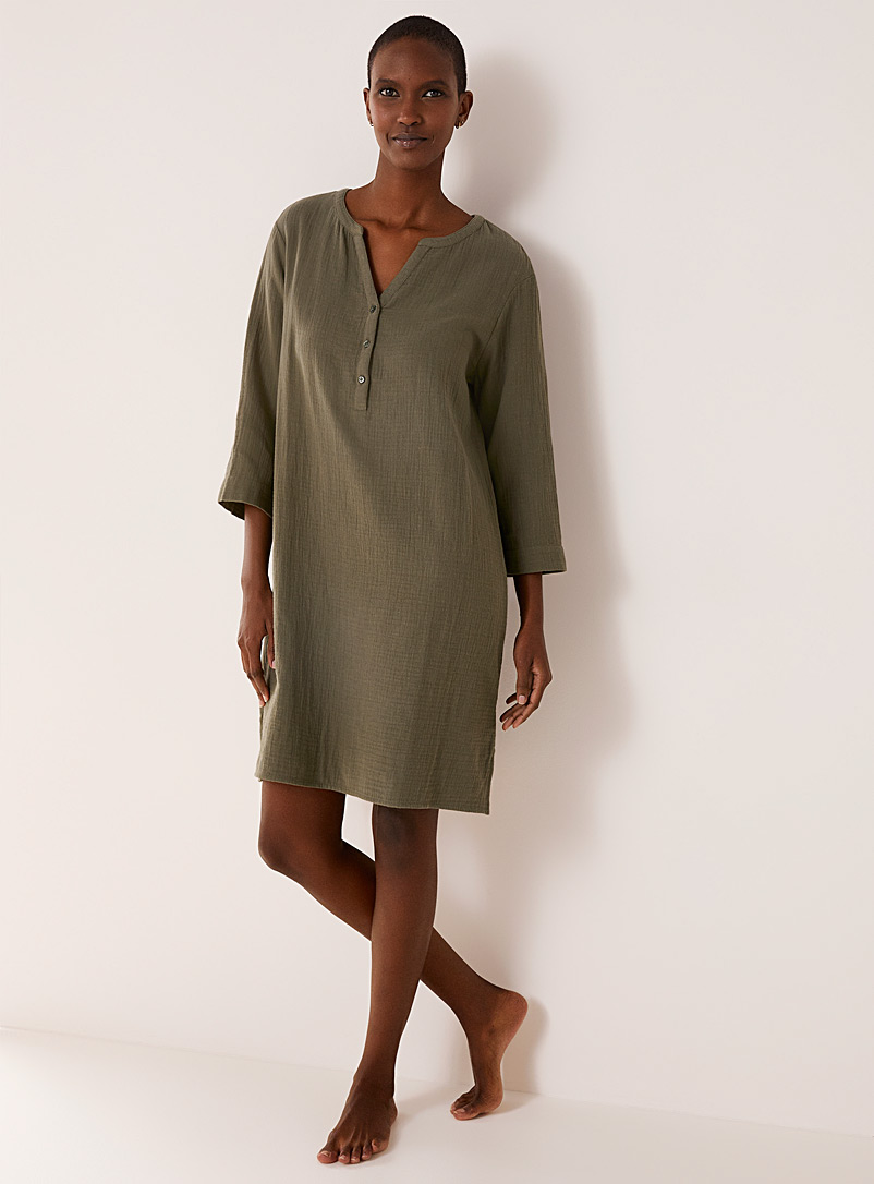 Miiyu: La chemise de nuit coton bio texturée Vert bouteille pour femme