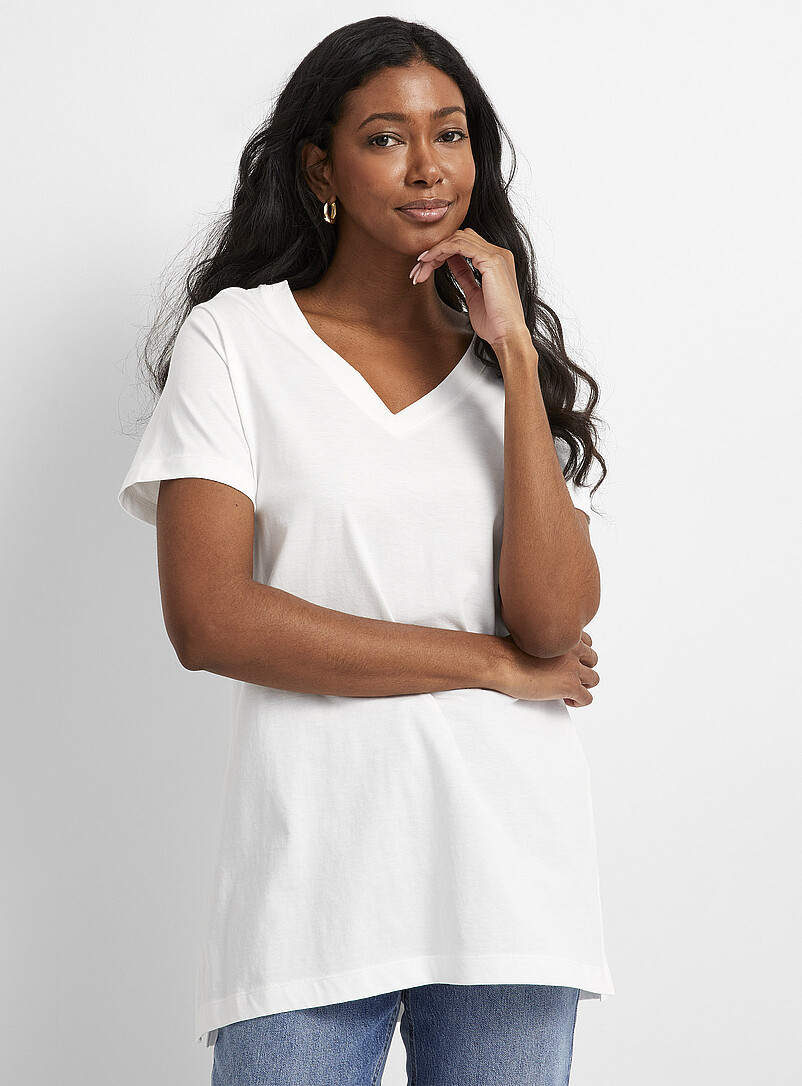 Le T shirt Tunique Col V Coton Bio Contemporaine T shirts De Base le-t-shirt-tunique-col-v-coton-bio-contemporaine-t-shirts-de-base