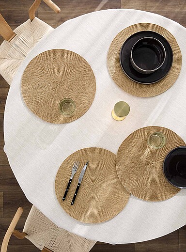 4 Pièces Napperon, Napperon Creux, Set de Table Or, Set de Table Lavable PVC, Napperons pour Table à Manger, pour la Maison, Salle à Manger de Mariage, Décor de Festival 4 Pièces Napperon, Napperon Creux, Set de Table Or, Set de Table Lavable PVC, Napperons pour Table à Manger, pour la Maison, Salle à Manger de Mariage, Décor de Festival