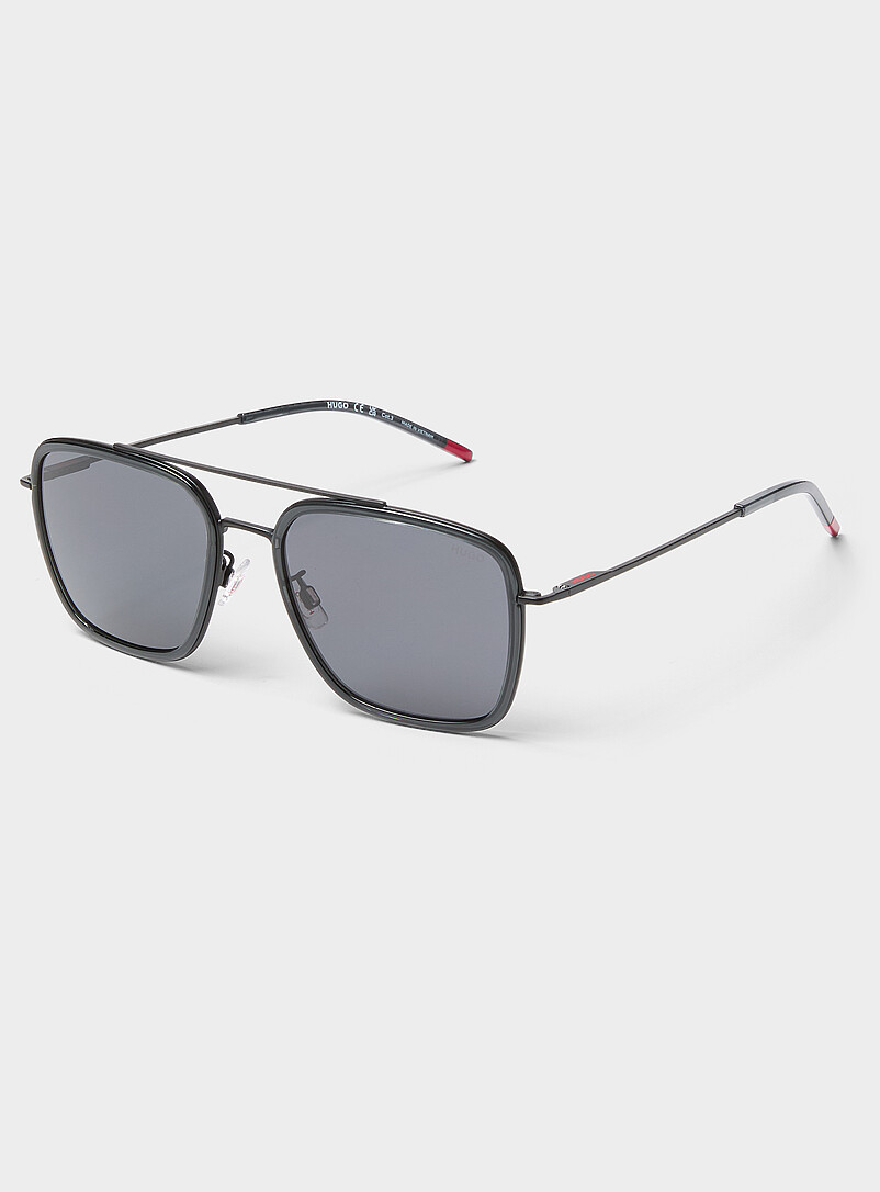 Black metallic aviator sunglasses product image (primary)