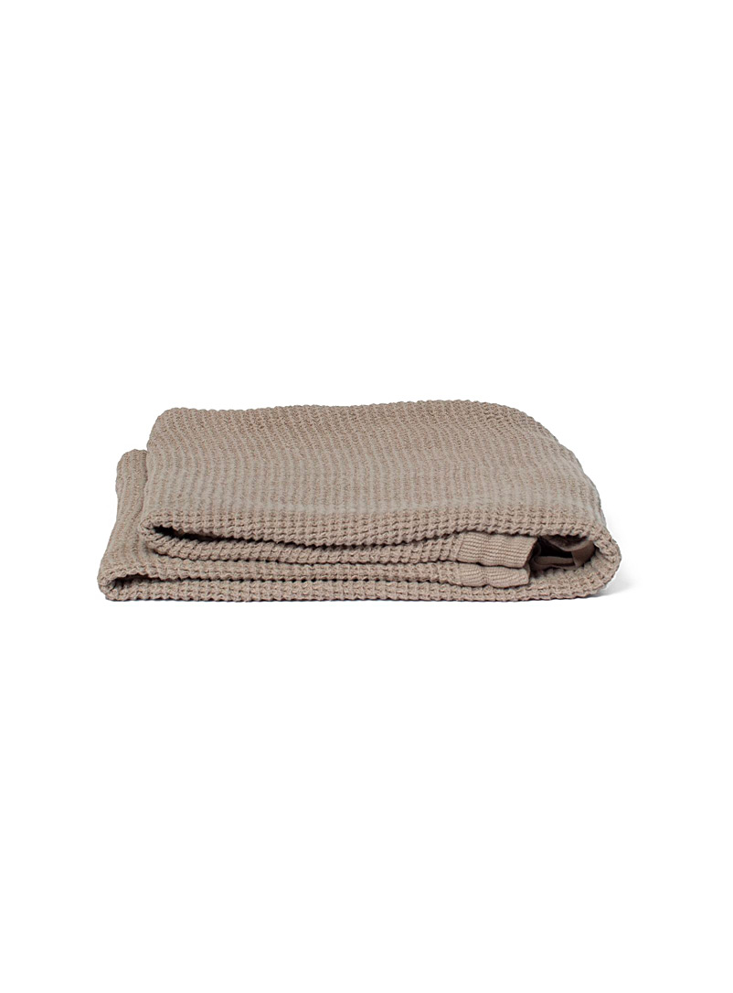 Wilet: La serviette de bain gaufrée pur lin lavé Taupe