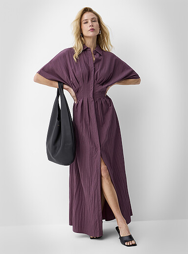 Ic&ocirc;ne: La longue robe cintr&eacute;e &agrave; plis Raisin - Pourpre fonc&eacute; pour femme