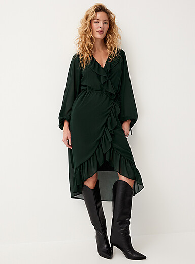 La robe portefeuille &agrave; volants chiffon diaphane