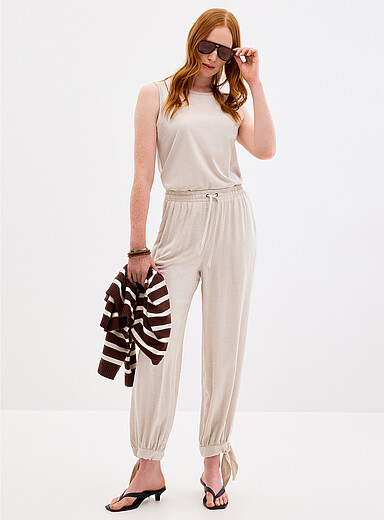 Contemporaine Sand Tie-up ankles flowy pant <b>Fit: Loose leg, high rise</b> for women