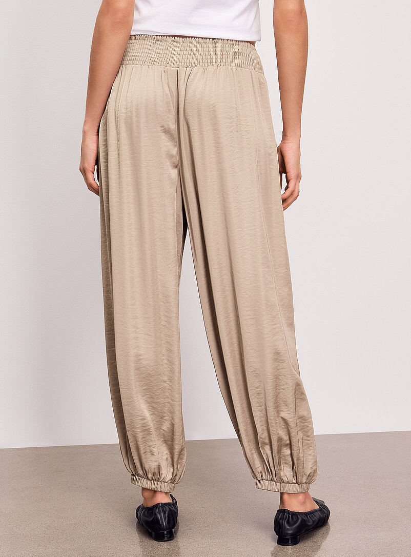 Ic&ocirc;ne Green Flowy satin smock-waist jogger for women