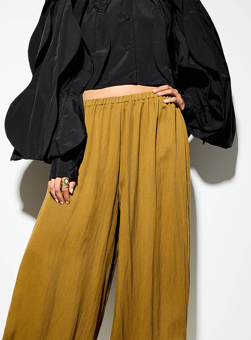 Ic&ocirc;ne Amber Elastic-ankle loose barrel-leg pant for women