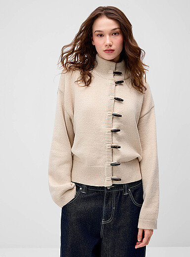 Twik: Le cardigan boutons &agrave; traverse bois Ivoire - Beige cr&egrave;me pour femme