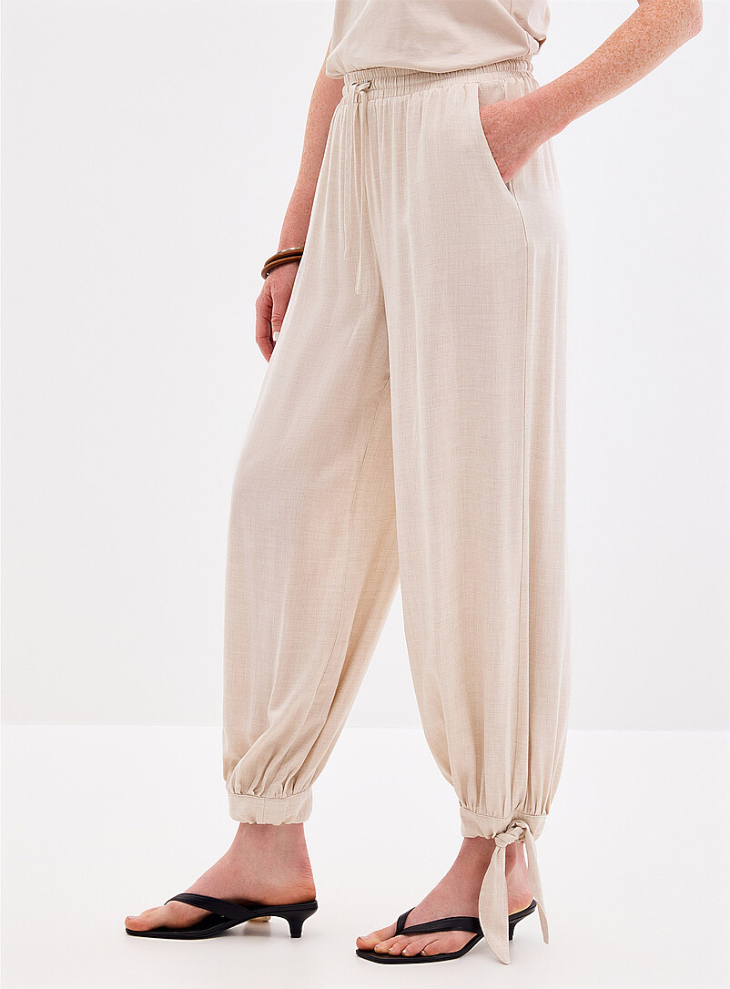 Tie-up ankles flowy pant Fit: Loose leg, high rise product image 2