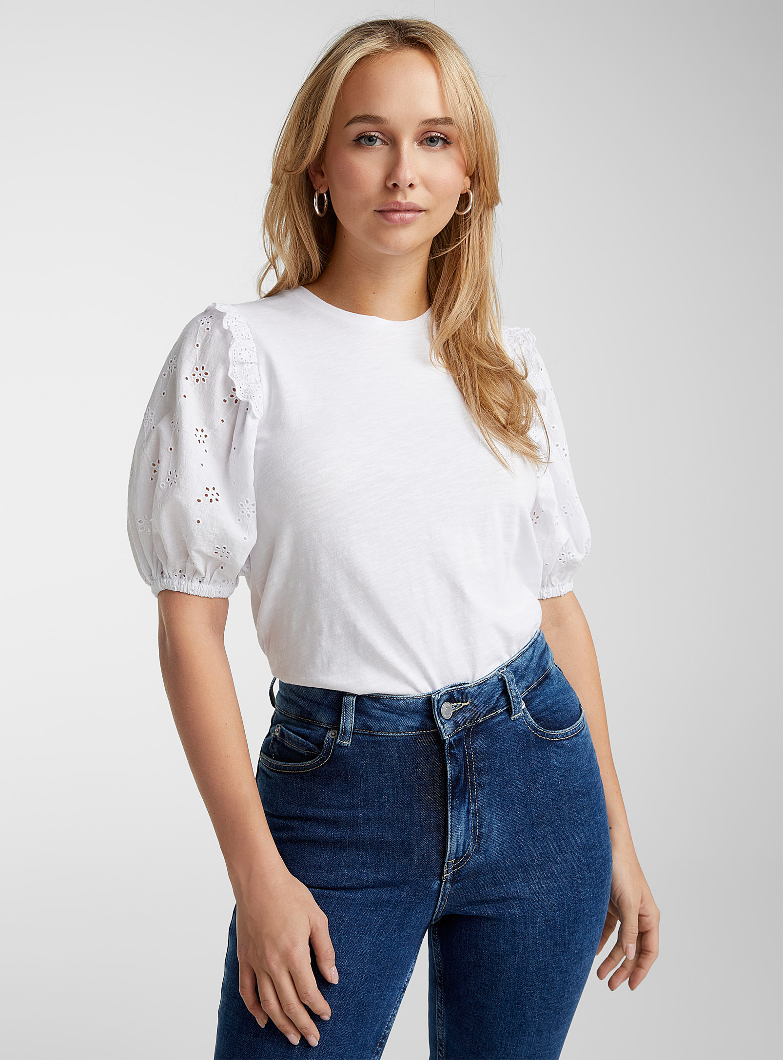 Icone Puff-sleeve Broderie Anglaise T-shirt In White