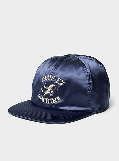 La casquette en satin Suka