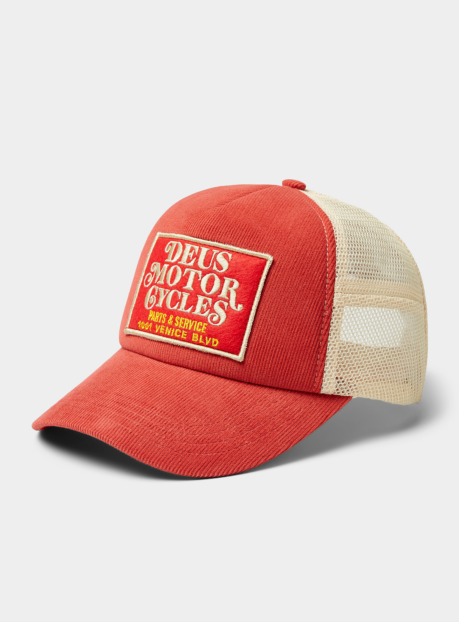 Deus Mosey Trucker Hat In Red