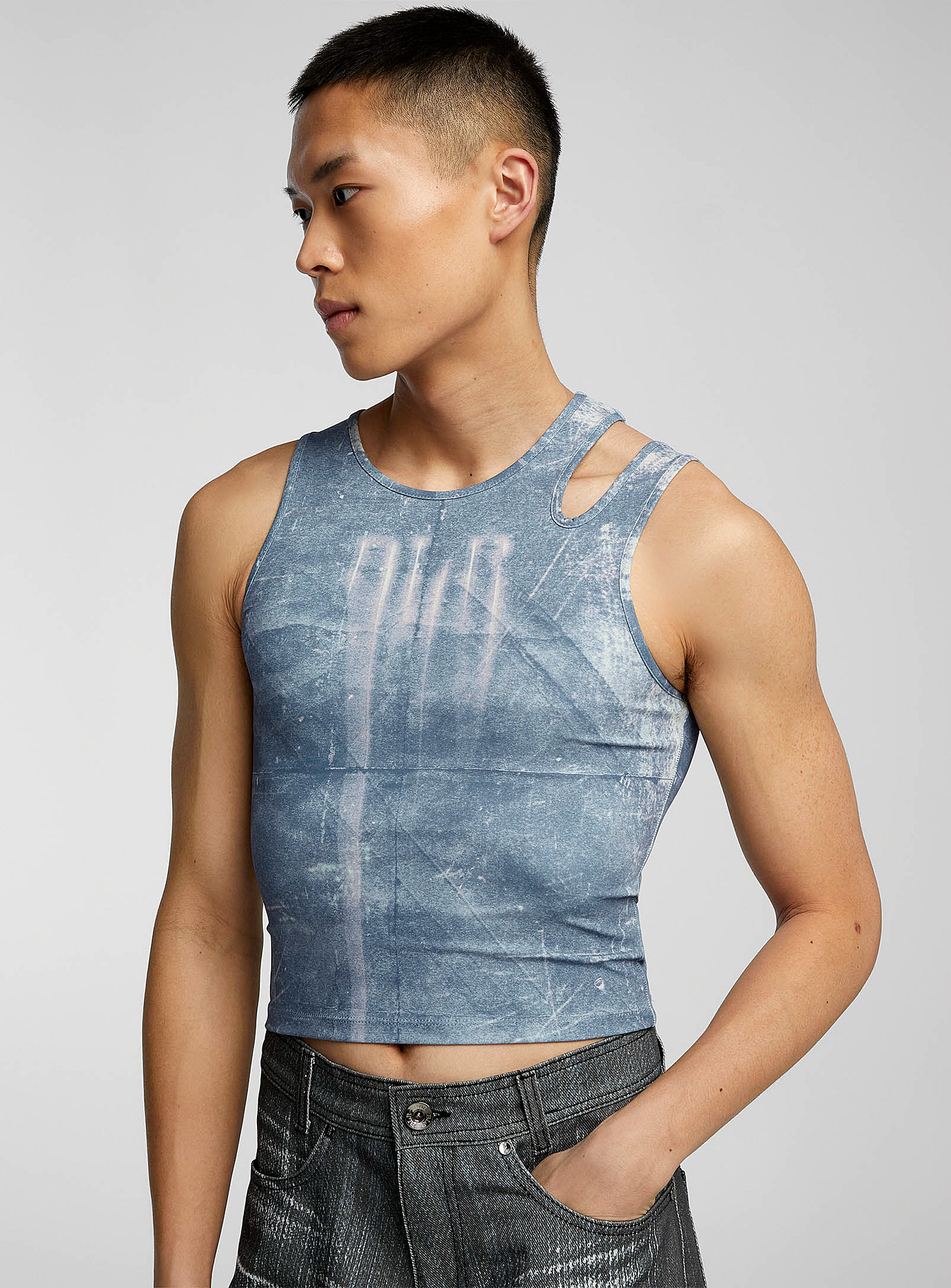 Le 31 Cutout Shoulder Fitted Vest In Blue