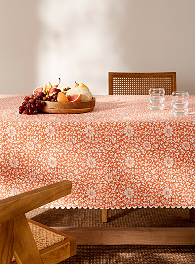 Simons Maison: La nappe orange en fleur touche de lin Orange &agrave; motifs