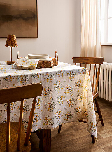 Simons Maison Patterned Ecru Touch of linen wildflowers tablecloth