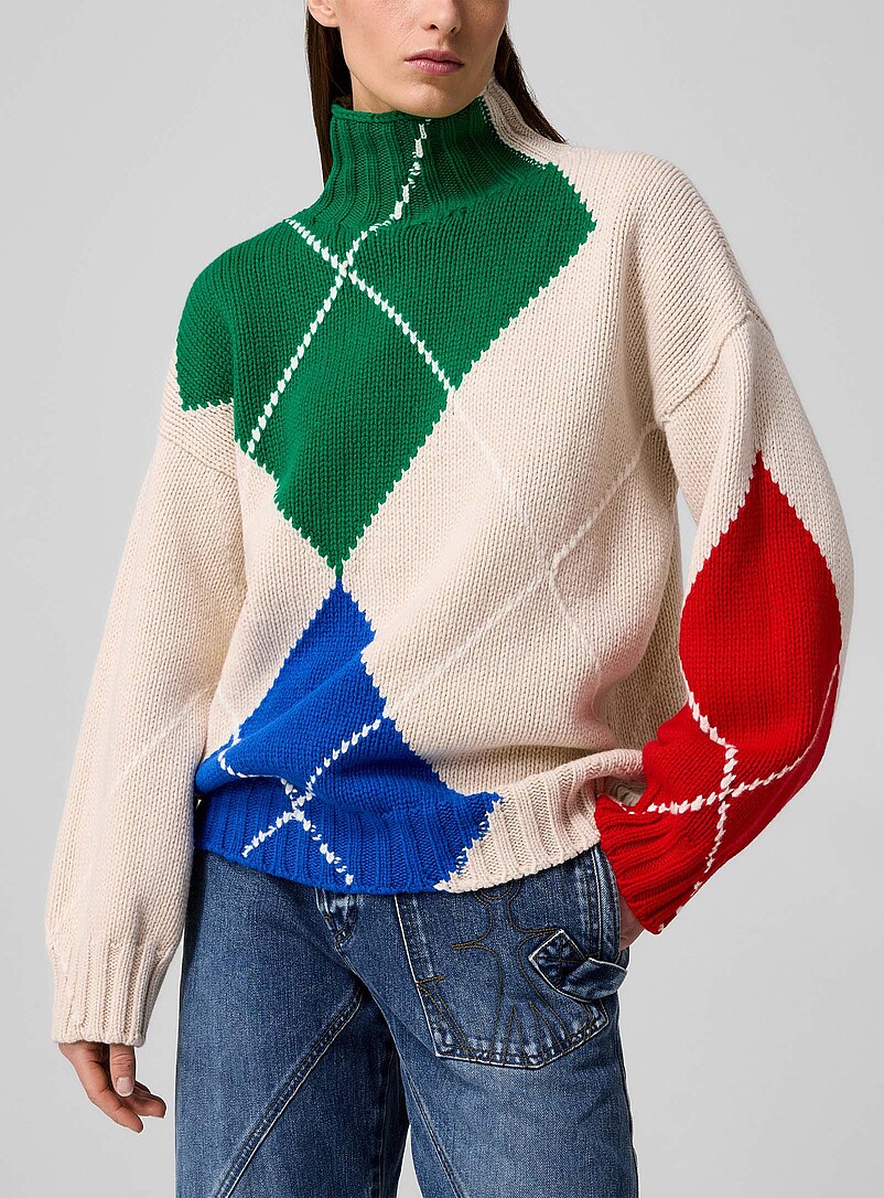 Argyle Pattern Pure Wool Turtleneck