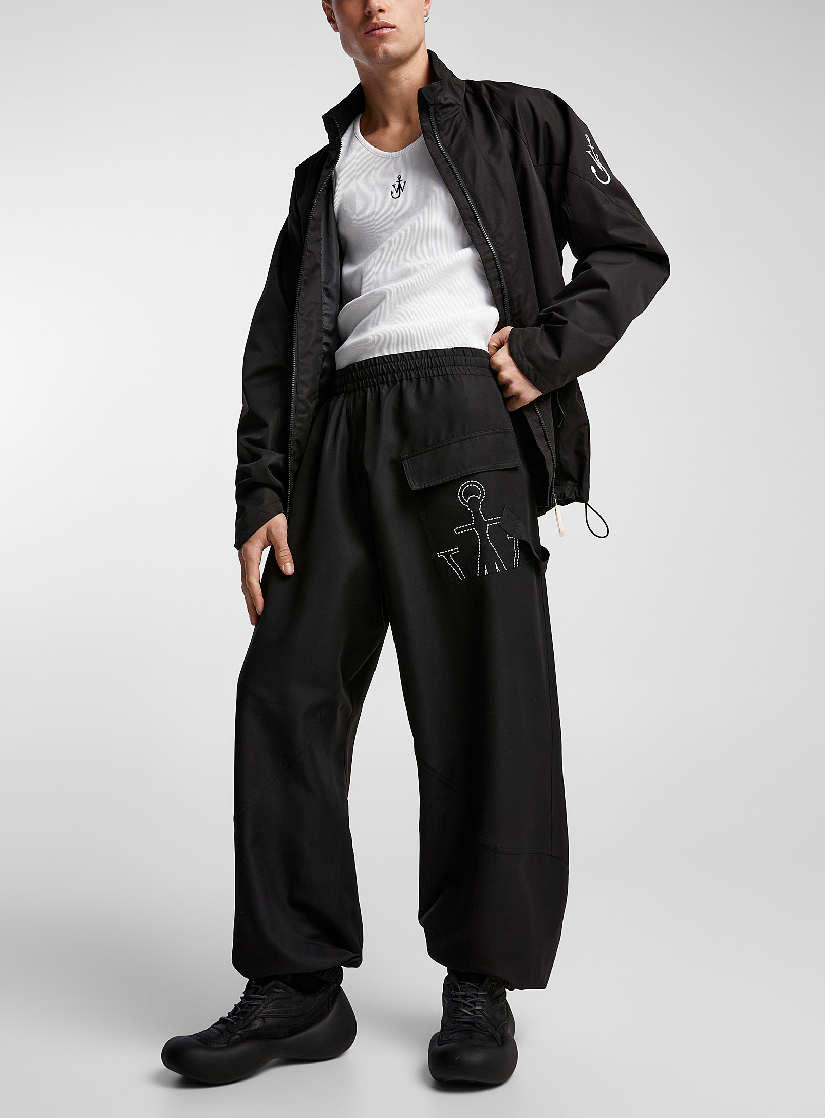 Jw Anderson Pleated Blue Jogger In Black