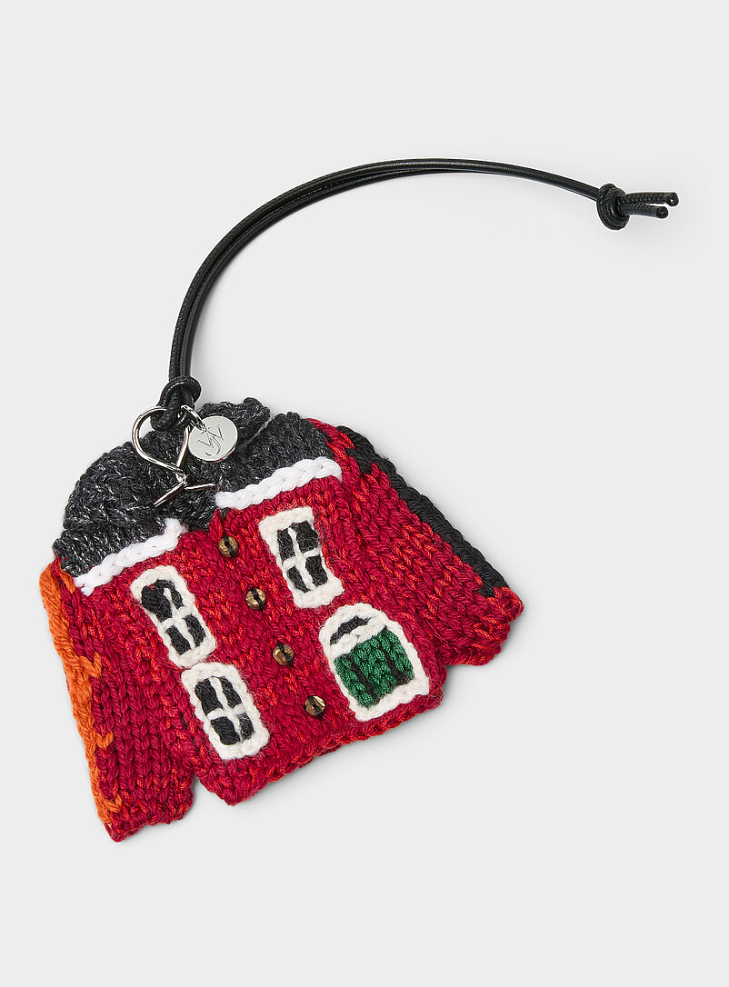 House sweater key chain product image (primary)