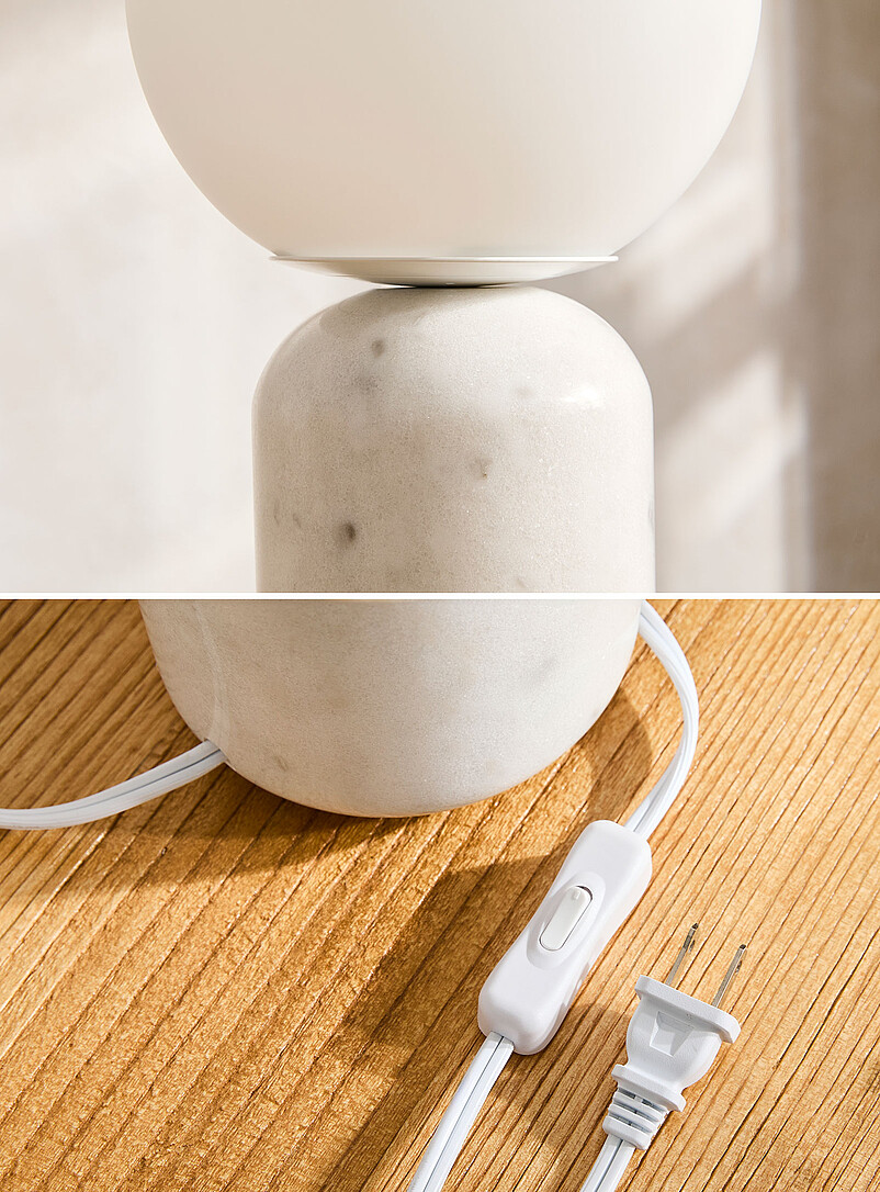 Marble-effect alabaster globe table lamp product image 3