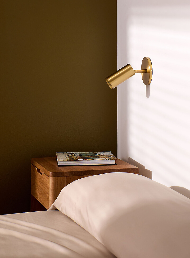 Stanly brass single-beam light fixture product image (primary)