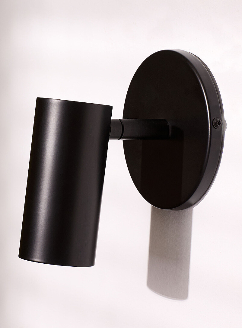 Stanly single-beam light fixture product image 3