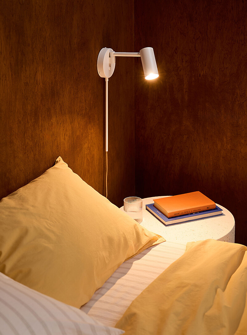 Stanly articulated arm white single-beam light fixture product image 2