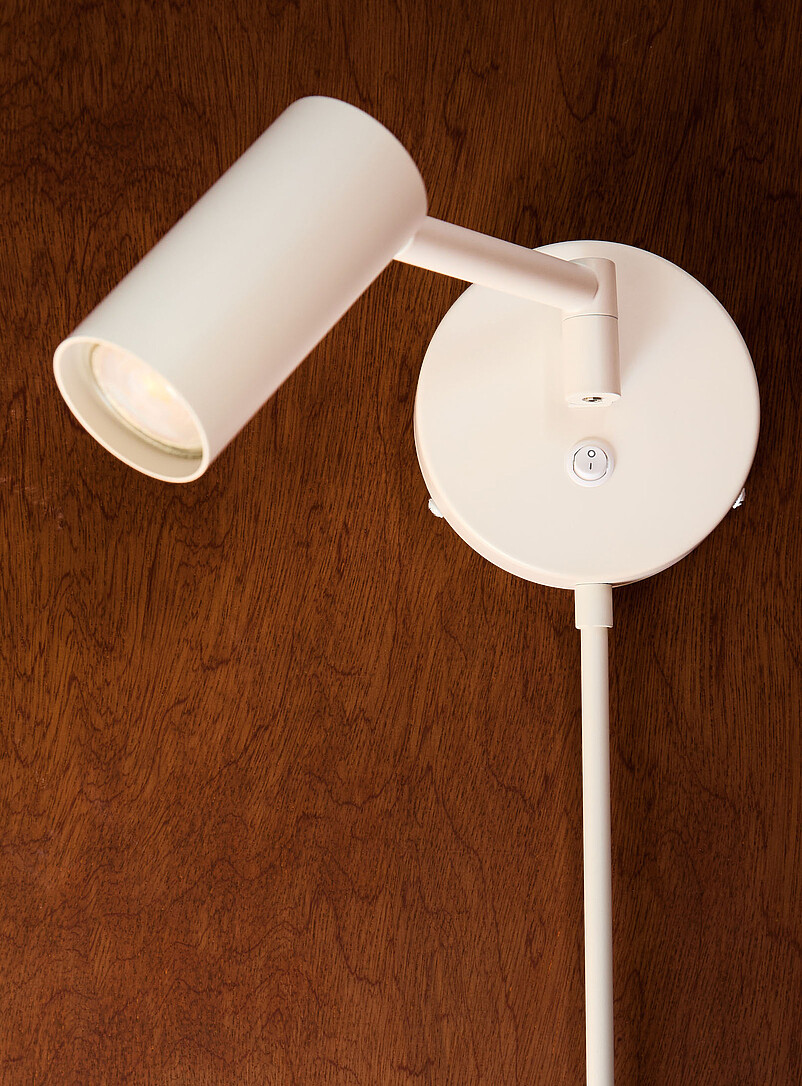 Stanly articulated arm white single-beam light fixture product image 3