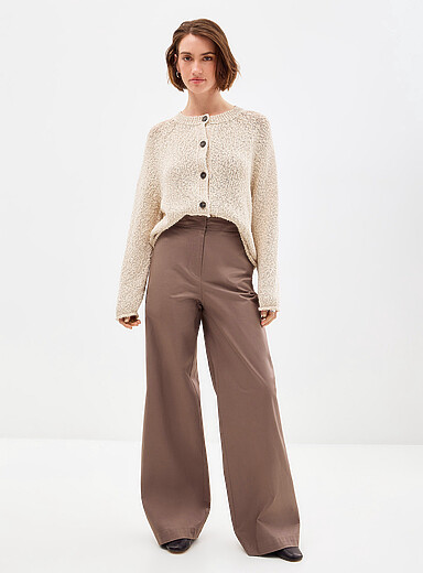 Silky twill straight-leg pant <b>Fit: Straight leg, mid rise</b>