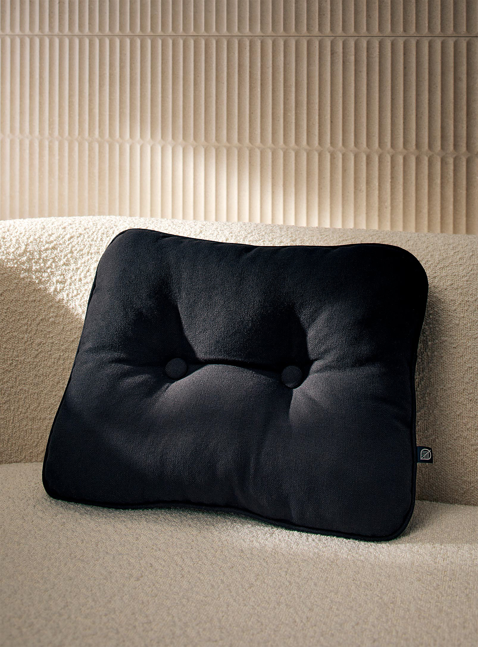 Simons Maison Solid Tufted Cushion 30 X 50 Cm In Black