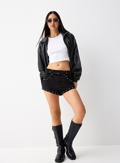 Le minishort faux su&egrave;de clous