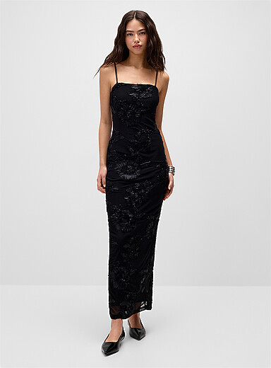 Twik: La robe midi fleurs 3D Noir pour femme