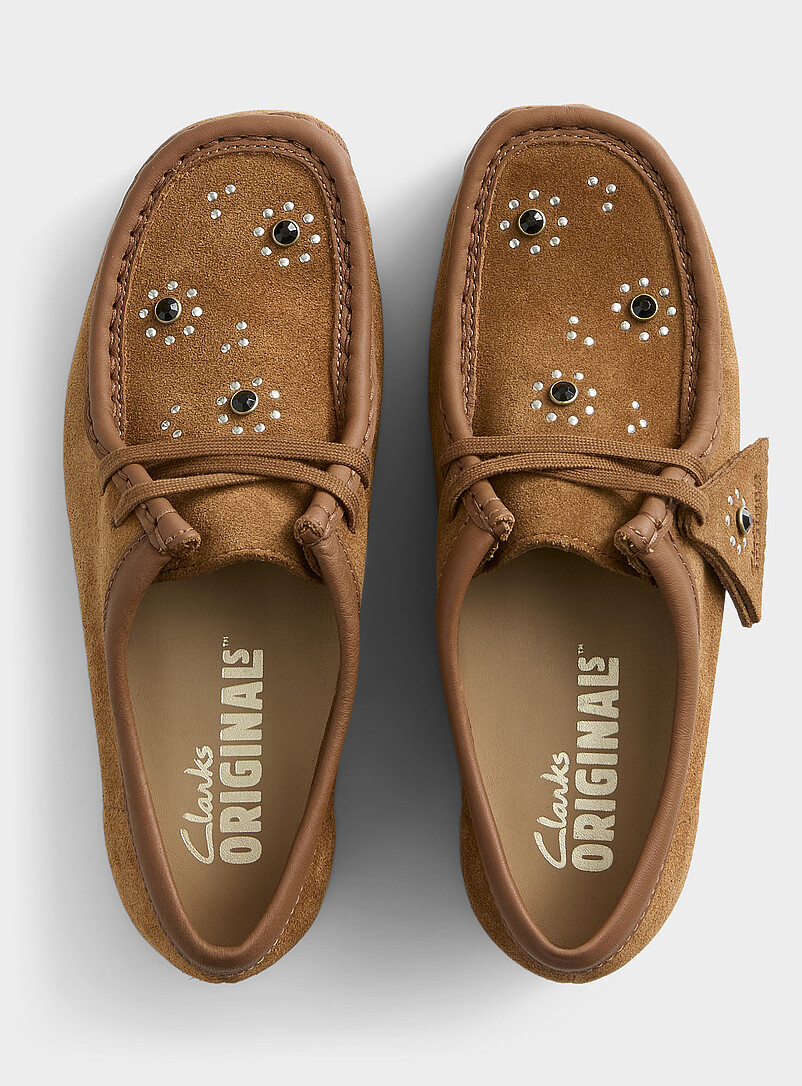 La chaussure plateforme mocassin Wallacraft Bee à clous Femme | Clarks ...