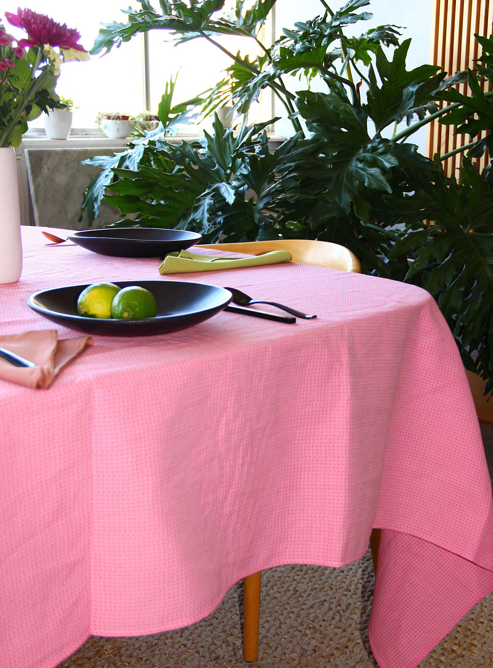 Eve Gravel Reclaimed Fabric Tablecloth In Pink