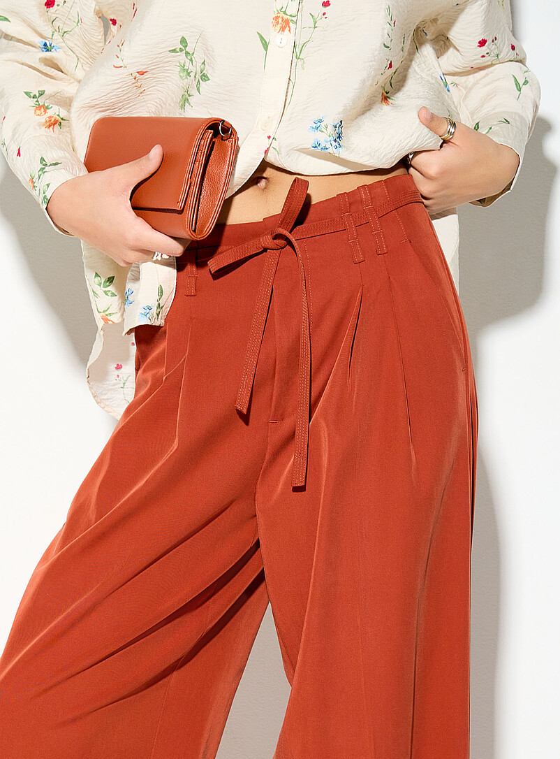 Ic&ocirc;ne Bronze/Amber Sash-belt pleated wide-leg pant for women