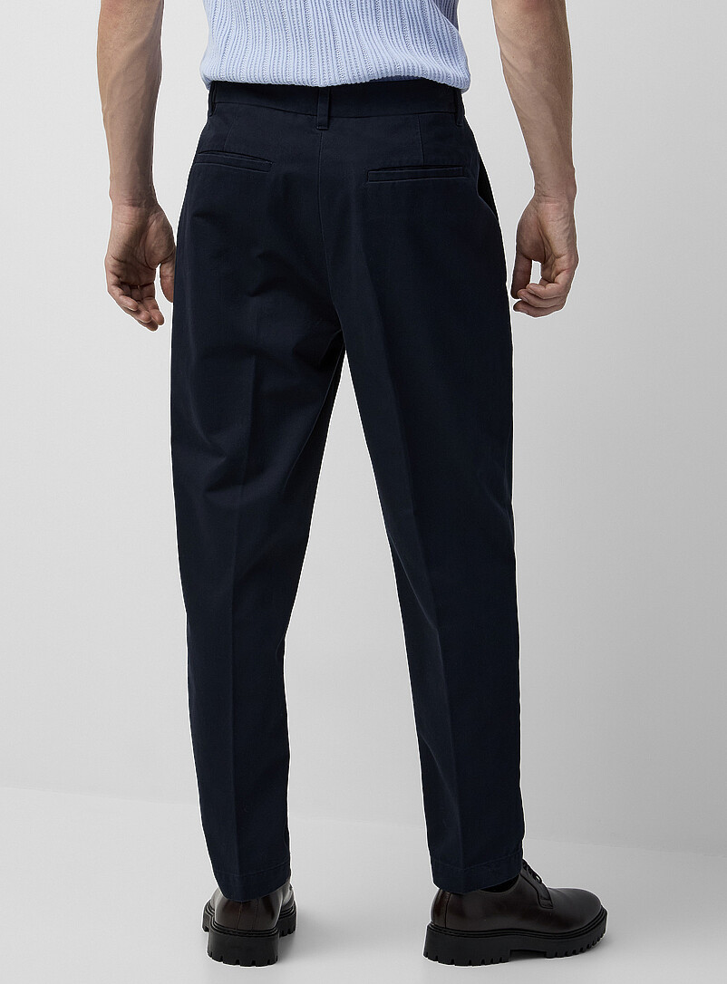 Le 31: Le chino &agrave; plis <b>Coupe Reykjavik - Fusel&eacute;e &agrave; plis</b> Bleu marine - Bleu nuit pour homme