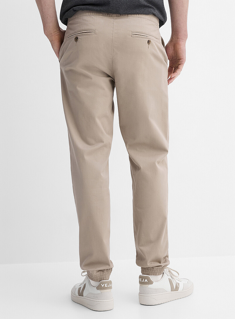 Le 31: Le jogger chino extensible Sable pour homme