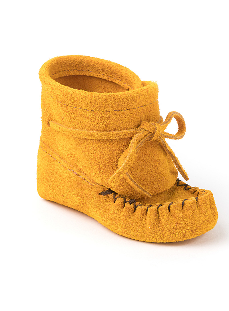 Bastien Industries Fawn Yastawen'cha' (rattle) small ankle moccasins Baby