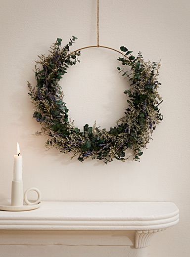 Kelly dried plant wreath