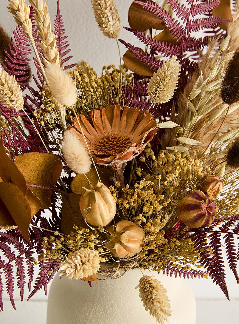 Selina vase dried flower bouquet | Le garde-fleurs | | Simons