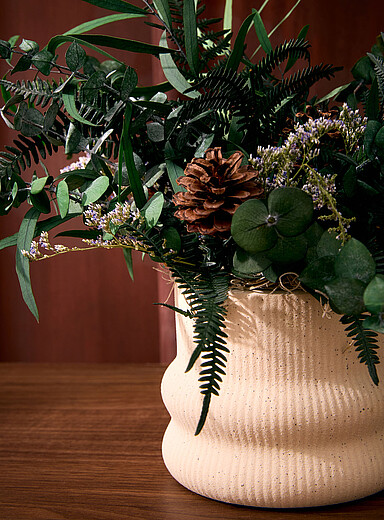 Le bouquet de plantes s&eacute;ch&eacute;es en vase Gabriel