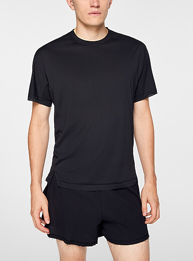 Y-3: Le t-shirt de course microperfor&eacute; Noir pour homme