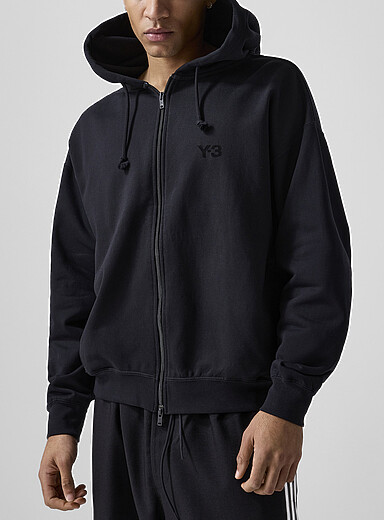 Le sweat &agrave; capuche zipp&eacute; signature ton sur ton