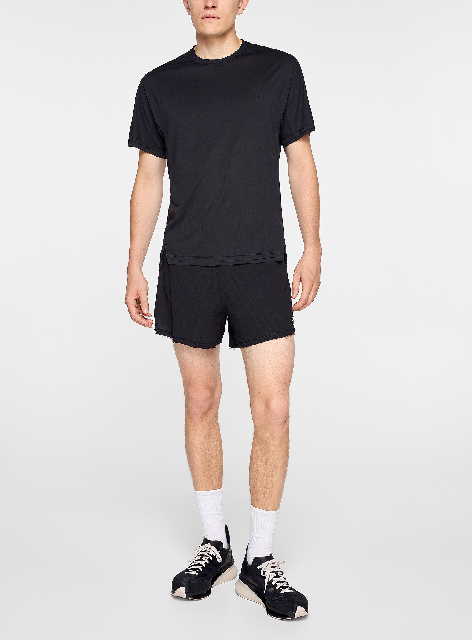 Y-3 - Le short de course gaufré ourlets fendus (Homme, Noir, T.GRAND)