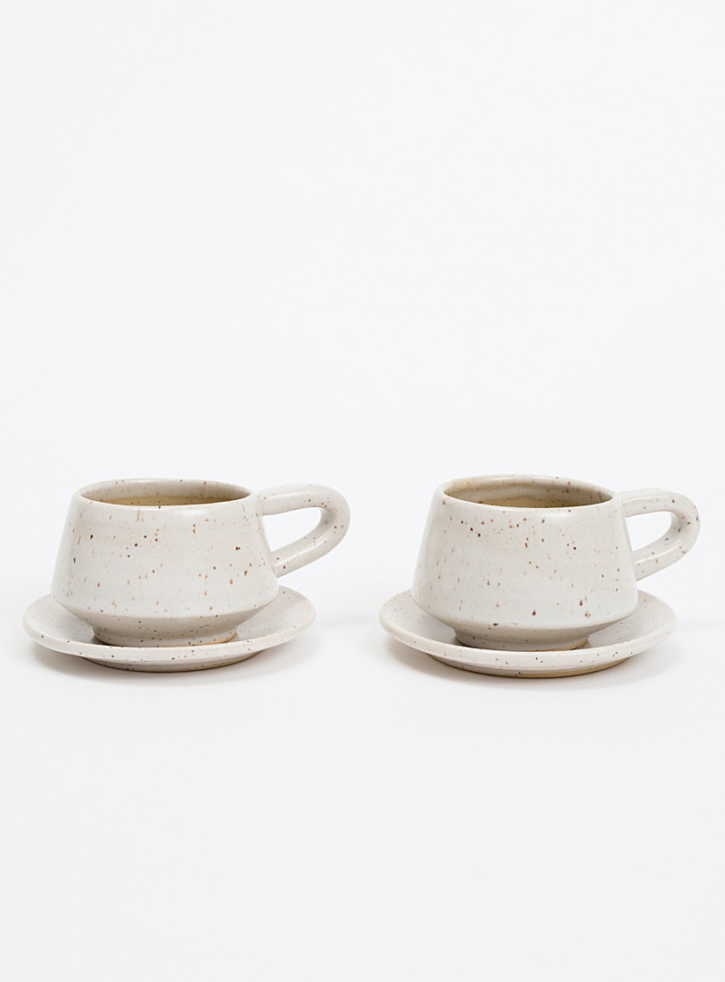 Kate Metten Ceramics: Le duo de tasses à espresso grès moucheté Blanc