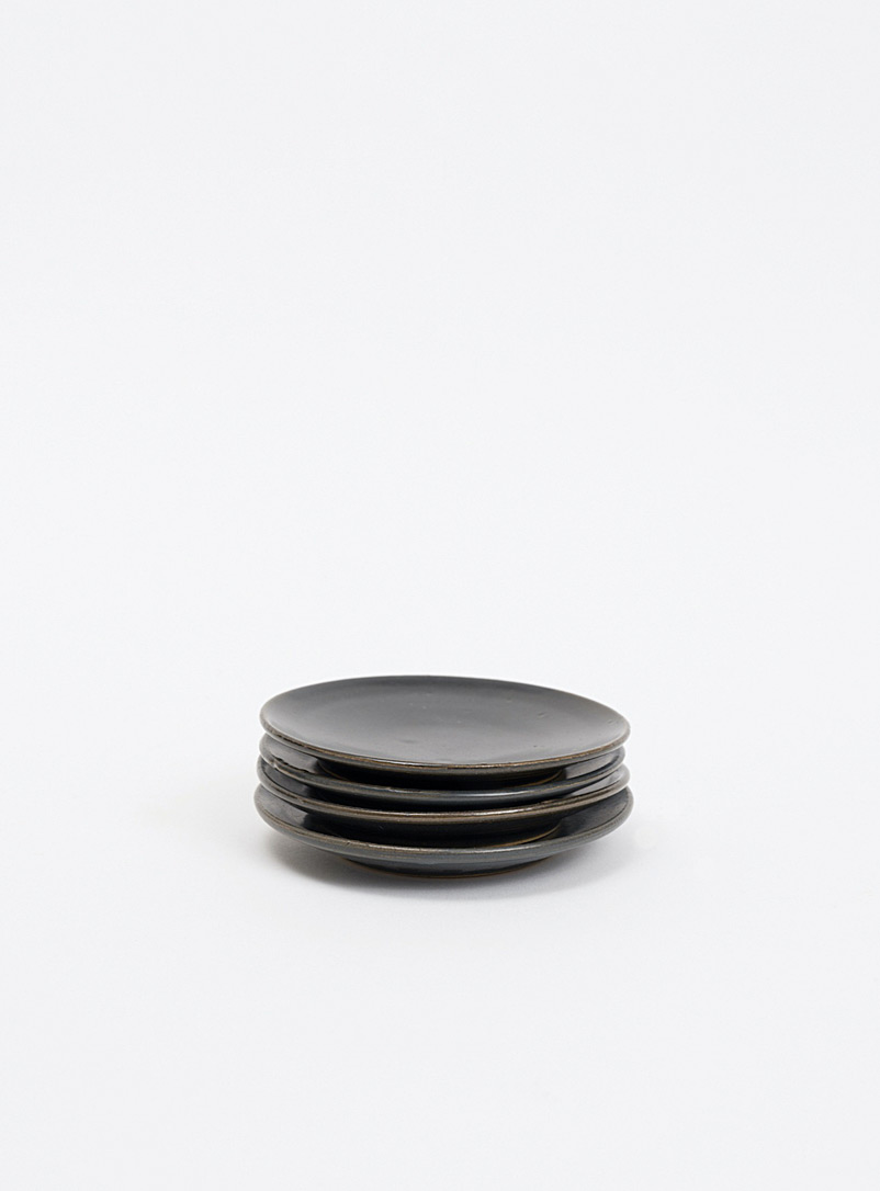 Kate Metten Ceramics Black Speckled stoneware saucer set Set of 4