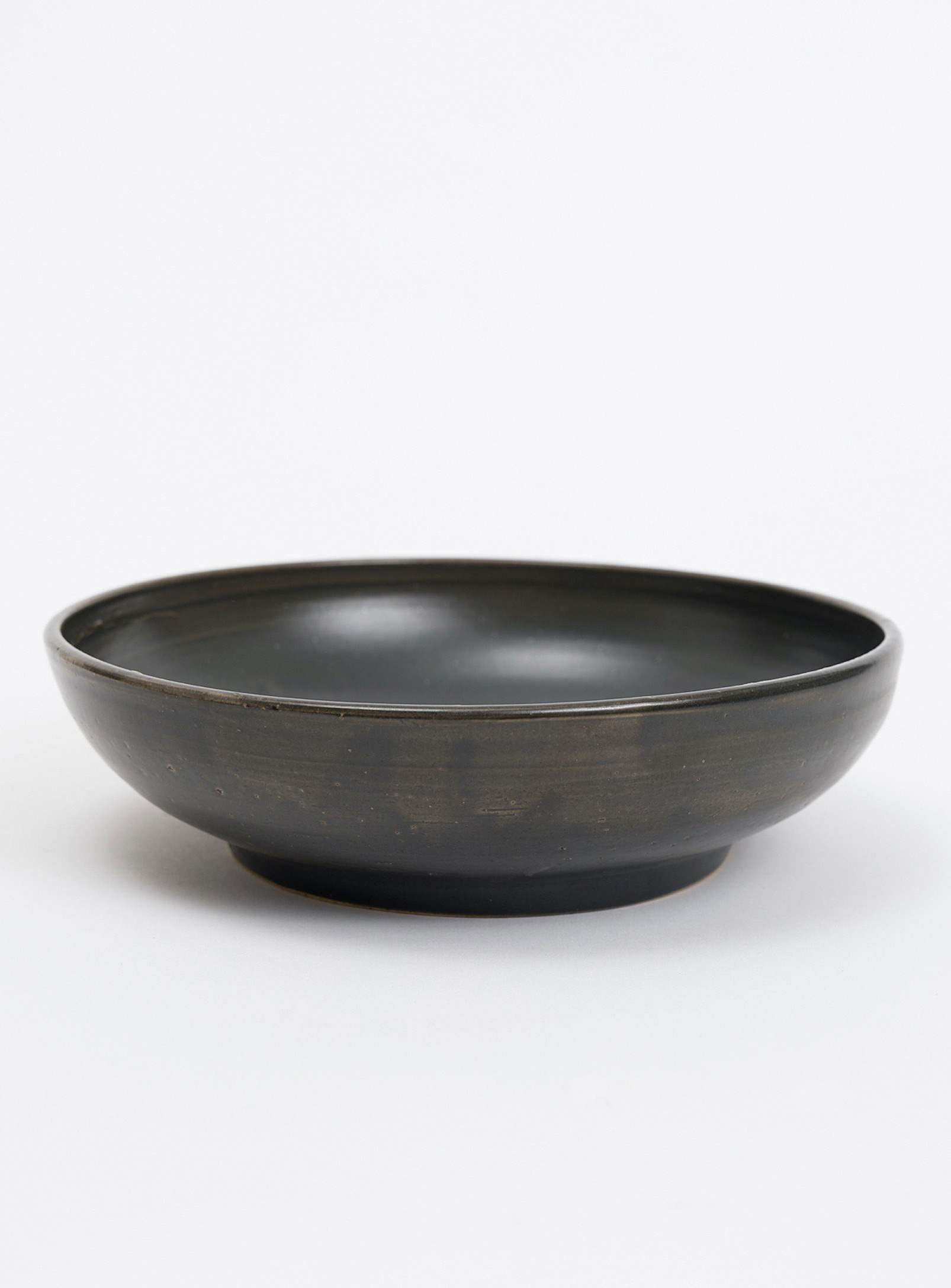 Kate Metten Ceramics Large Minimalist Stoneware Bowl In Black