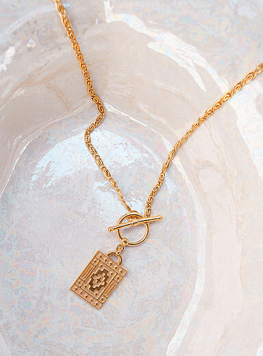 Le collier or Damien