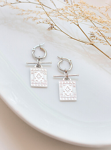 Les boucles d'oreilles argent Navi